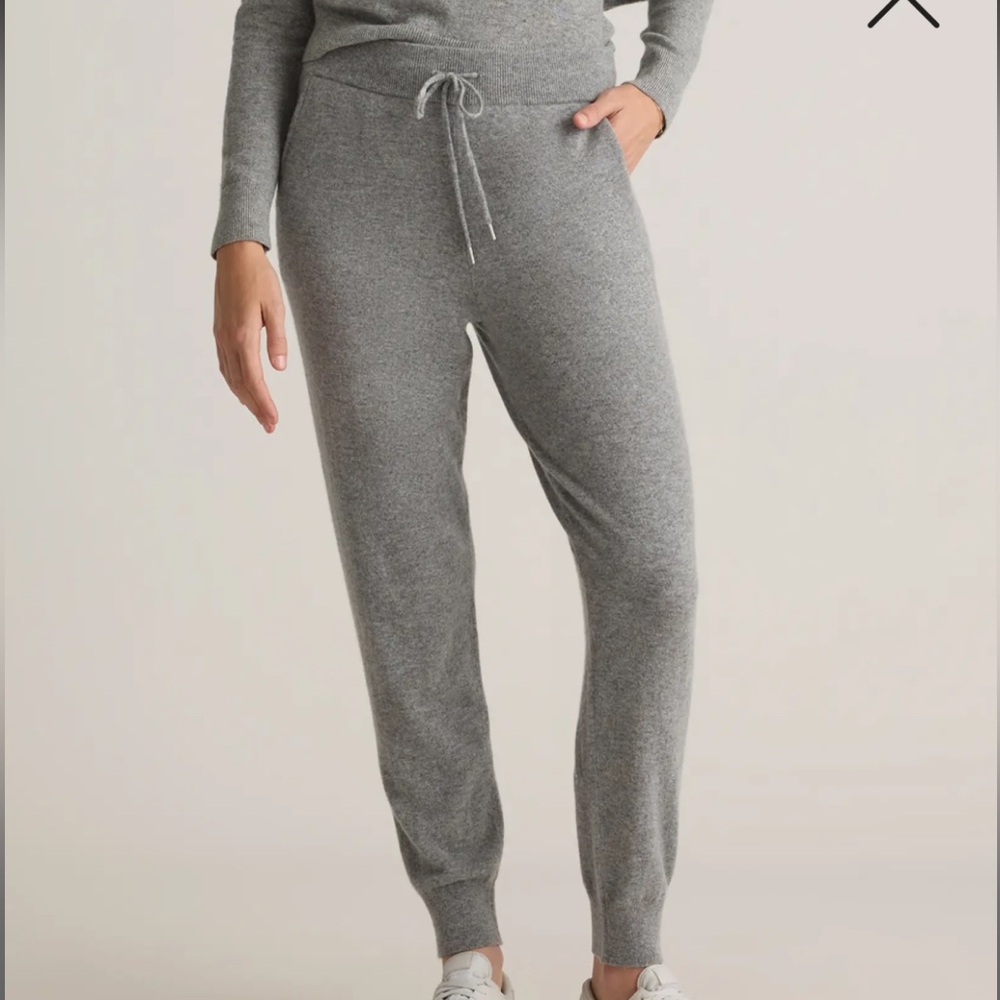 Quince cashmere joggers